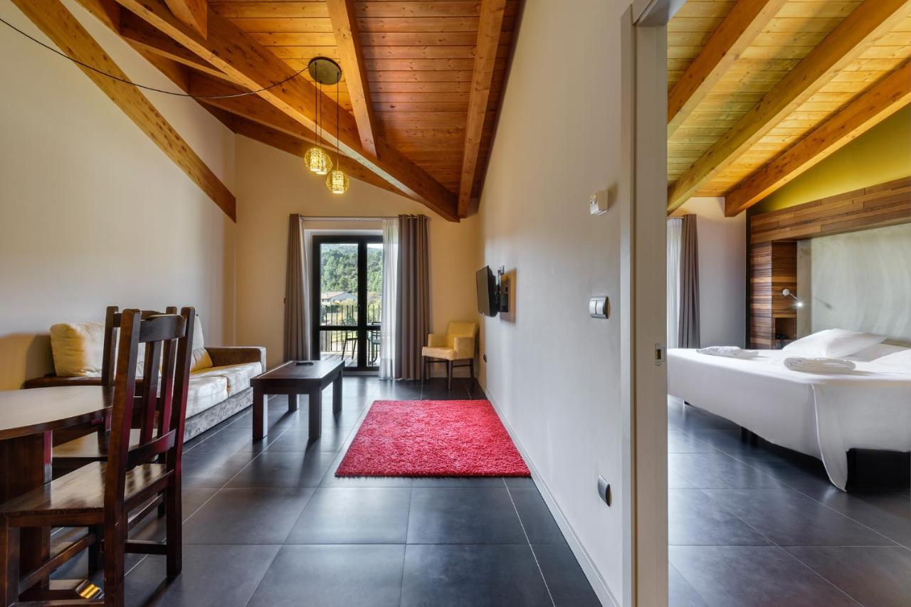 Hotel Spa Aguas De Los Mallos Murillo de Gallego Bagian luar foto