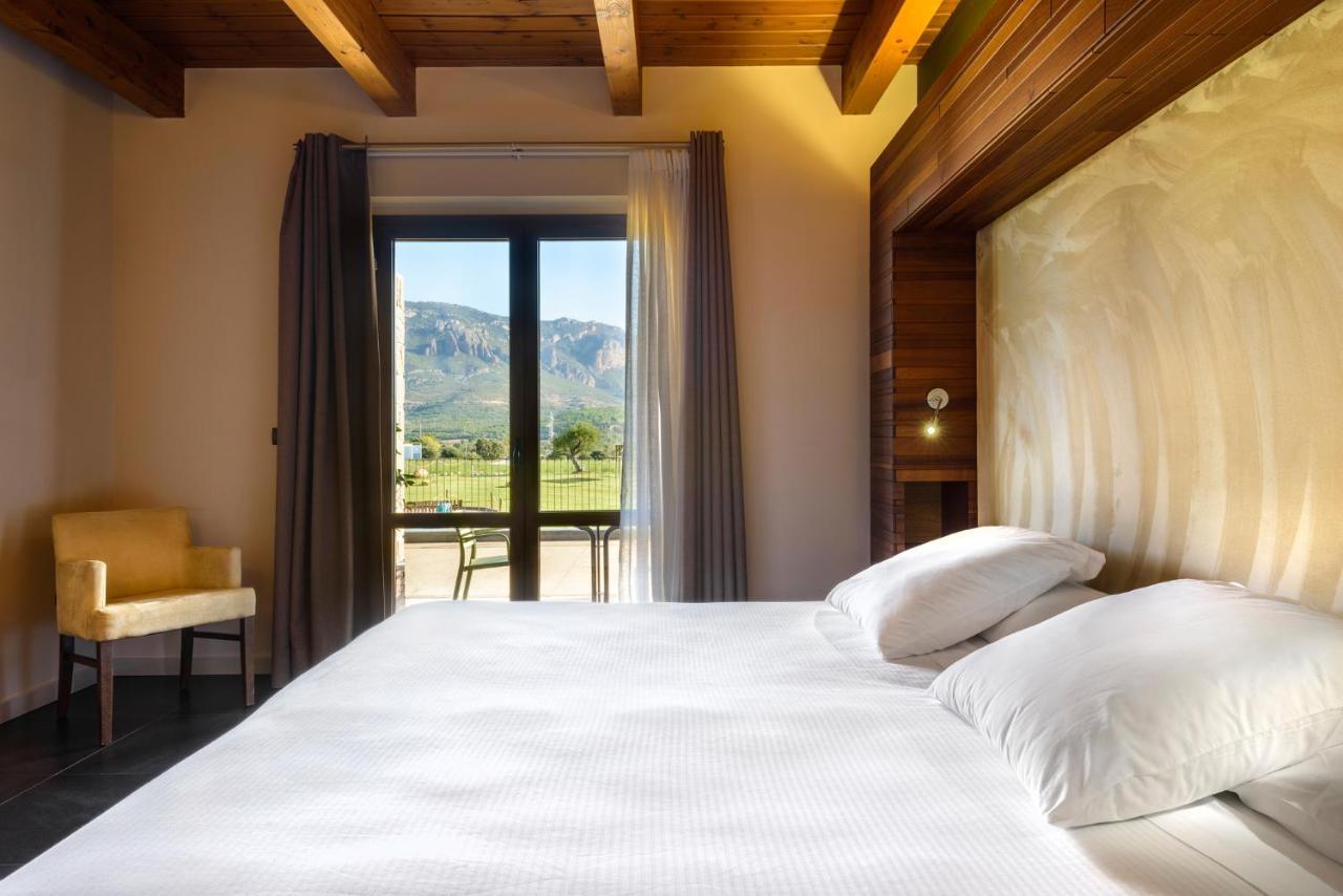 Hotel Spa Aguas De Los Mallos Murillo de Gallego Bagian luar foto
