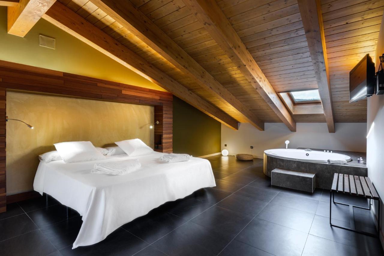 Hotel Spa Aguas De Los Mallos Murillo de Gallego Bagian luar foto
